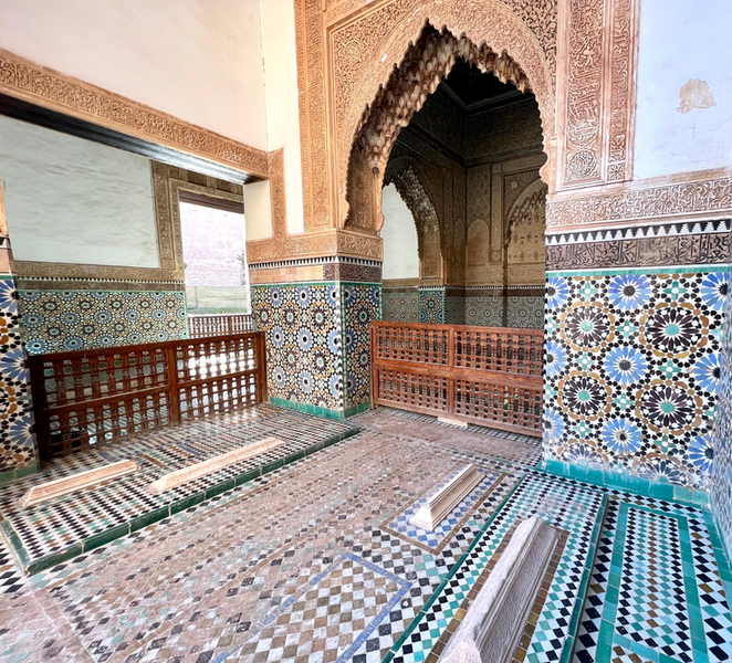 Marrakech Saadian Tombs Entry Ticket with Digital Guide App RkJKRiJc
