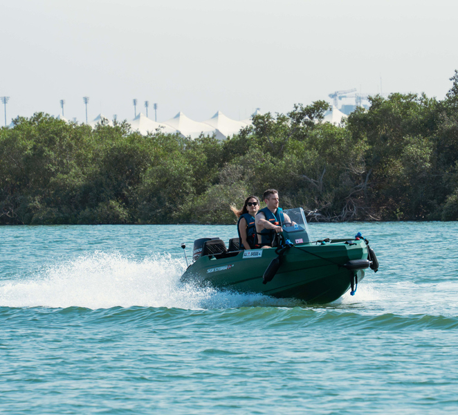 Abu Dhabi: Yas Island Self-Drive Speedboat Rental o0SrNQIP