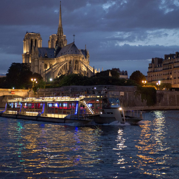 Paris Museum Pass 4 Days + Bateaux Parisiens Cruise Ticket 3cmgMAe7