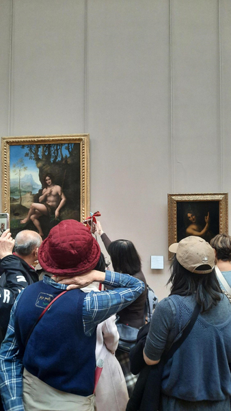 Louvre - Walk Through Masterpieces (Reserved Access) and Hop on Hop Off Ticket LJ2IsjuU
