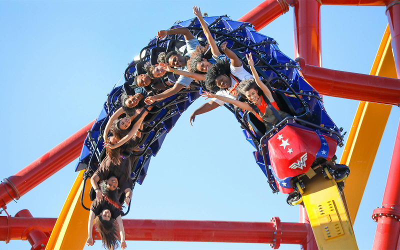 Six Flags Magic Mountain One Day Ticket with Fright Fest eEs5o3l7