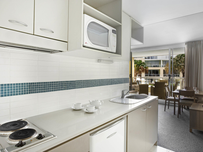 Others 4, Mantra Ettalong Beach, Gosford - West
