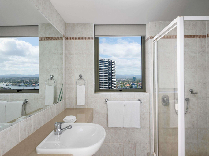 Bathroom 5, Mantra Sun City Surfers Paradise, Gold Coast