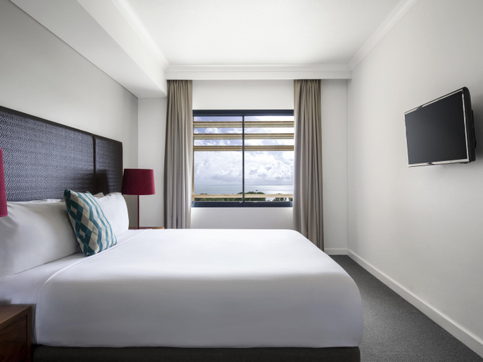 Bedroom 3, Mantra on the Esplanade Darwin, Darwin