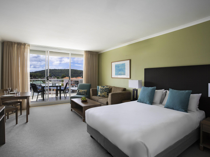 Bedroom 3, Mantra Ettalong Beach, Gosford - West
