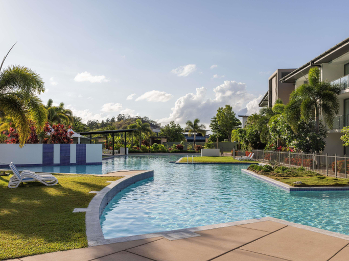 Sport & Beauty 2, Peppers Blue on Blue Resort Magnetic Island, Magnetic Island