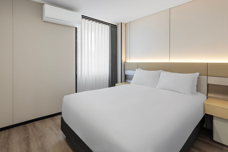 Bedroom 3, Holiday Inn TOWNSVILLE by IHG, South Townsville