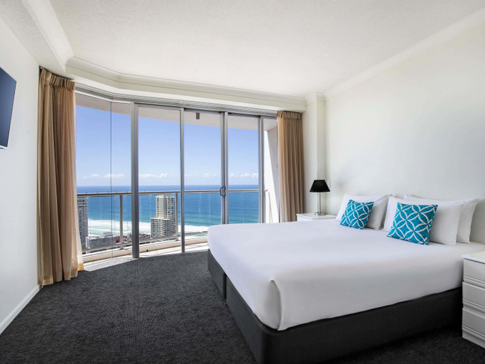 Bedroom 4, Mantra Towers of Chevron Surfers Paradise, Gold Coast
