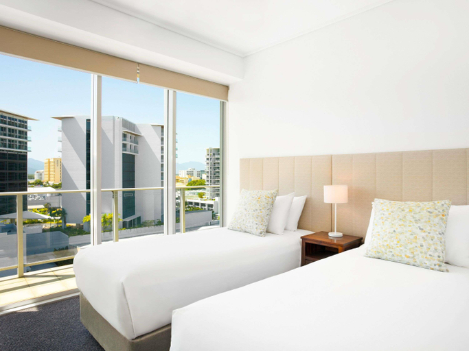 Bedroom 4, Mantra Trilogy Cairns, Cairns