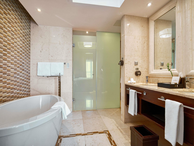 Bathroom 5, Rixos Borovoe, Shuchinskiy