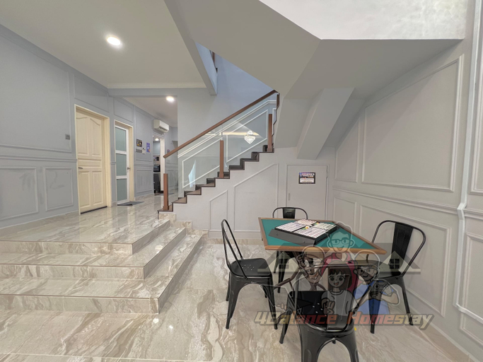 Others 3, PJ Landed Homestay 22 Pax - Karaoke & PS5 - 10 Cars - 15 min to Mid Valley, Petaling Jaya