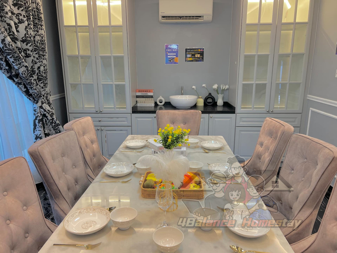 Others 2, PJ Landed Homestay 22 Pax - Karaoke & PS5 - 10 Cars - 15 min to Mid Valley, Petaling Jaya