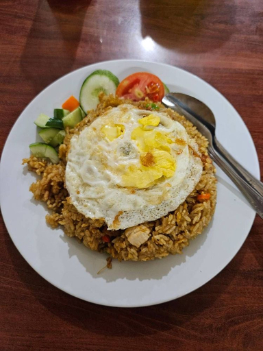 Food & Drinks 5, Kostel 77 Jepara, Jepara