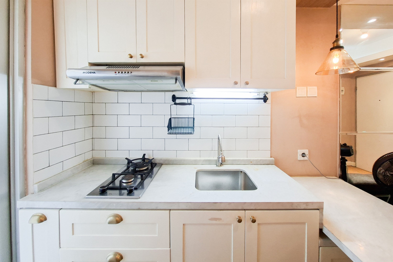Others 5, Luminous Modern 2BR at Apartment Green Bay Pluit By Travelio, North Jakarta