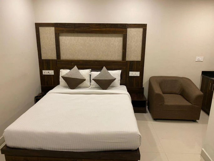Others 3, Citi Luxe Hotel, Chennai