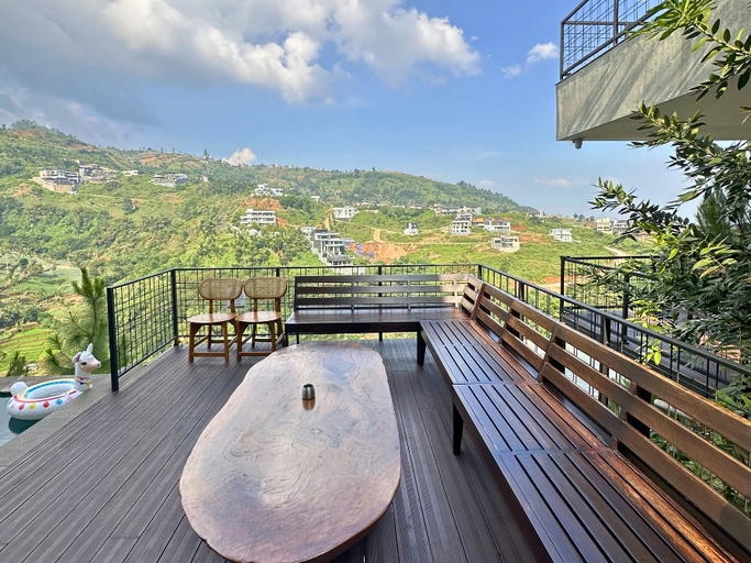 Facility 5, Treevena 4BR Villa with private pool Dago, Bandung