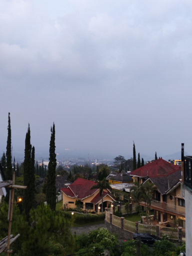 Others 5, Firzani Villa Batu, Malang