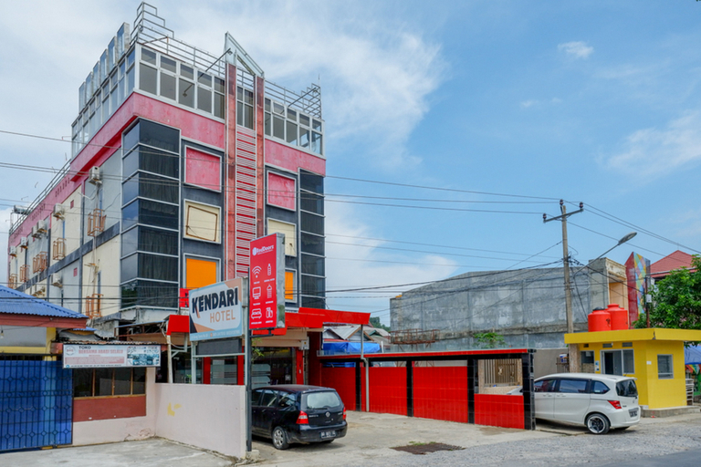 Exterior & Views 2, RedDoorz near Kendari Beach 2, Kendari
