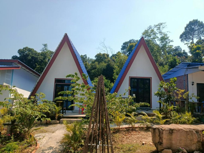 Exterior & Views 2, Blue Zone Hostel, Sihanoukville