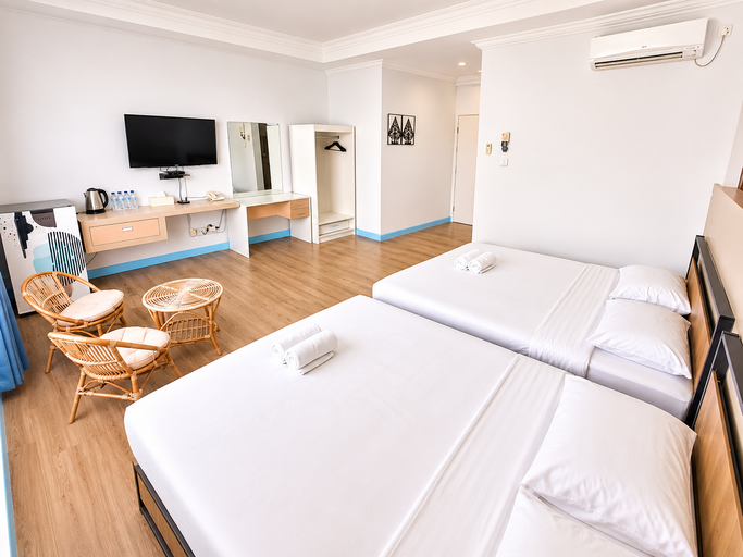 bedroom 5