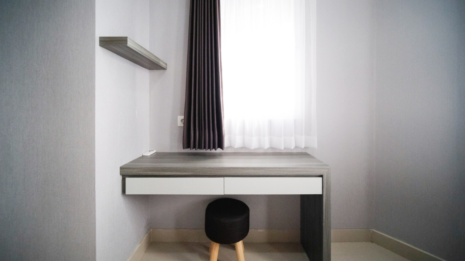 Facility 4, Good Choice and Spacious 2BR at Grand Dharmahusada Lagoon Apartment By Travelio, Surabaya