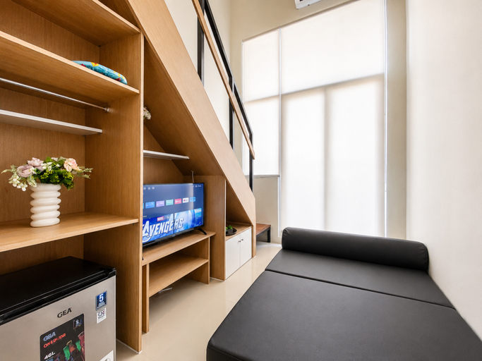 Facility 2, Nice Look Studio Loft at Apple 3 Condovilla Apartment By Travelio, South Jakarta