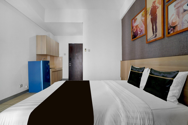 Others 2, Collection O Expressia Stay, South Tangerang