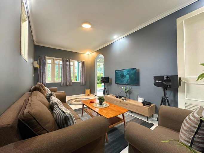 Others 5, Villa Hasha Puncak 5BR with Private Pool, Cianjur