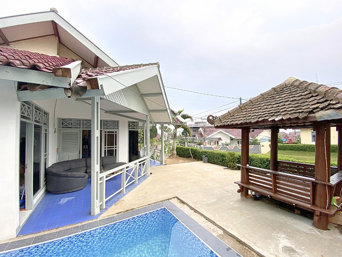 Sport & Beauty 2, Villa Yuka Puncak 4BR with Billiard & Private Pool, Bogor