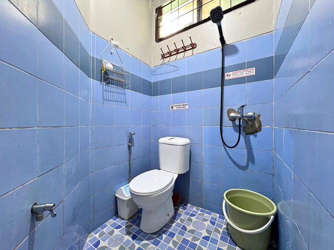Bathroom, Villa Doi Puncak 2BR With Private Pool & Karoeke, Bogor