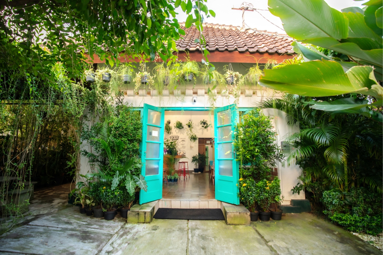 Exterior & Views 3, Snooze Hostel Yogyakarta, Yogyakarta