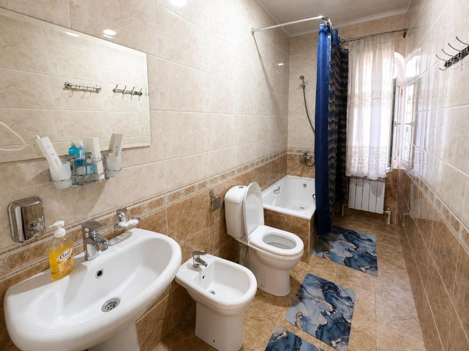 Bathroom 3, Sarbon Hotel Tashkent, Tashkent City
