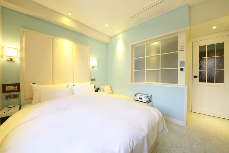 Bedroom 3, Brooks Hotel Tongyeong, Tongyeong