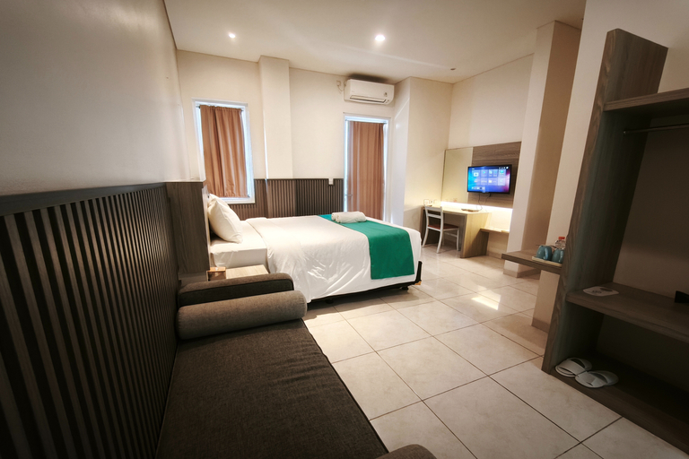 Bedroom 3, Nivasa Hotel, Badung