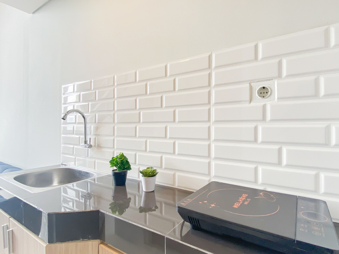 Others 2, Urban Cozy Loft Studio at Apartment Apple 3 Condovilla By Travelio, South Jakarta
