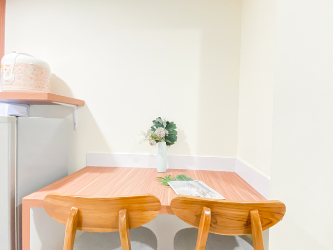 Facility 3, Homey and Warm Studio Room at Apartment Meikarta District 2 By Travelio, Cikarang