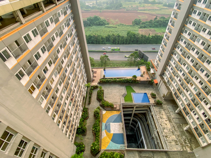 Exterior 2, Cozy and Trendy 1BR at Apartment Royal Sentul Park By Travelio, Bogor