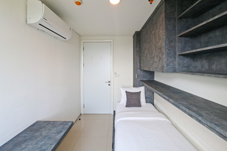 Bedroom 3, Bright and Convenient 2BR at Apartment Tuscany Residence By Travelio, South Tangerang