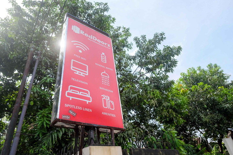 Others 3, RedDoorz near Sheikh Zayed Surakarta, Solo