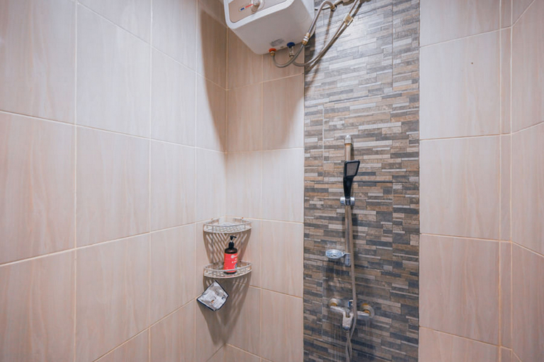 Bathroom 3, RedDoorz near Mertasari Beach 2, Denpasar