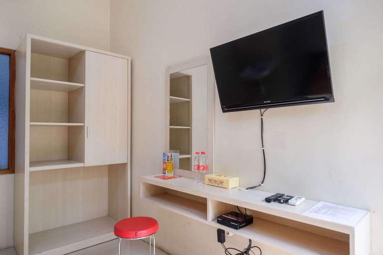 Others 3, RedDoorz near Sheikh Zayed Surakarta, Solo