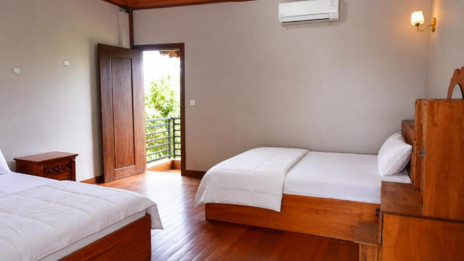 Bedroom 3, Kampot Breeze Hostel, Kampot