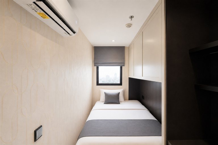 Bedroom 3, Good Deal and Modern 2BR Apartment Collins Boulevard By Travelio, Tangerang