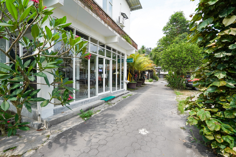 Others 3, The Lavana Astungkara, Sleman