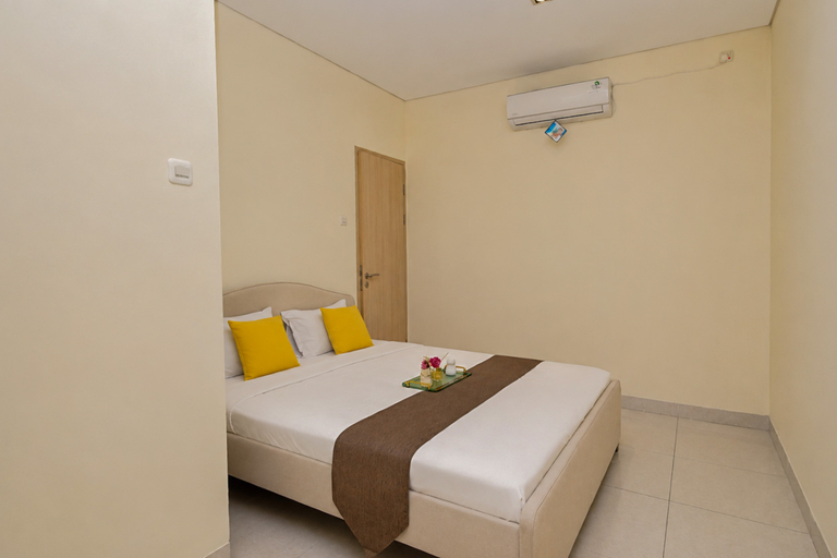 Bedroom 3, Bright Minimalist 2BR at Apartment Elpis Residence By travelio, Jakarta Pusat