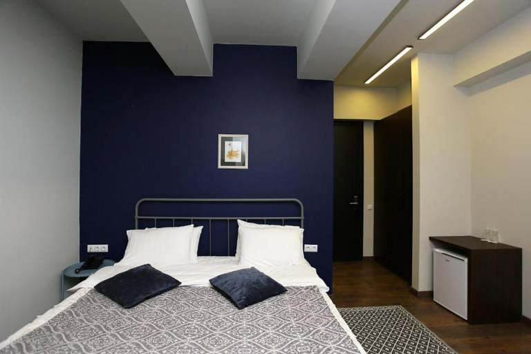 Bedroom 4, L M Club Hotel, Tbilisi