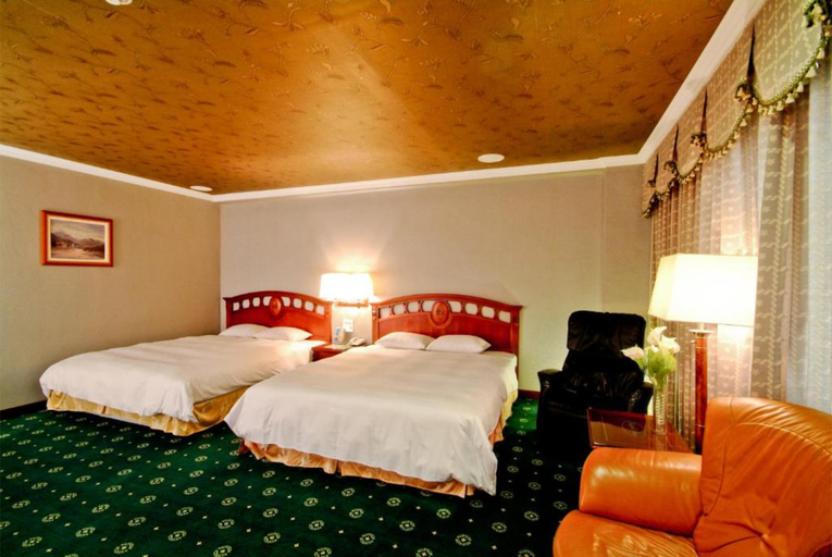 Bedroom 4, F Hotel Tainan, Tainan