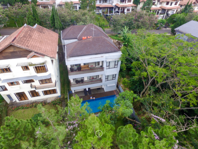 Exterior & Views 2, Hikari Hill View Villa 7 Bedrooms With a Private Swimming Pool and a Billiard Table, Bandung
