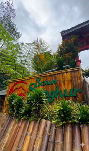 Exterior 3, Cozzy Saung Singkur Riverside, Bandung