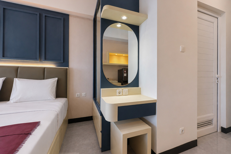 Bathroom 4, Stylish and Warm Studio at Apartment Westown View Surabaya By Travelio, Surabaya
